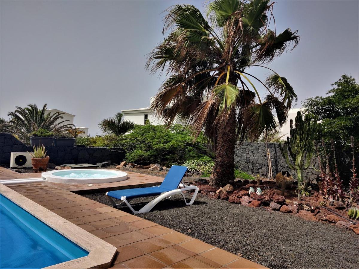 Villa Marina Deluxe & Spa Pool Playa Blanca  Exterior photo