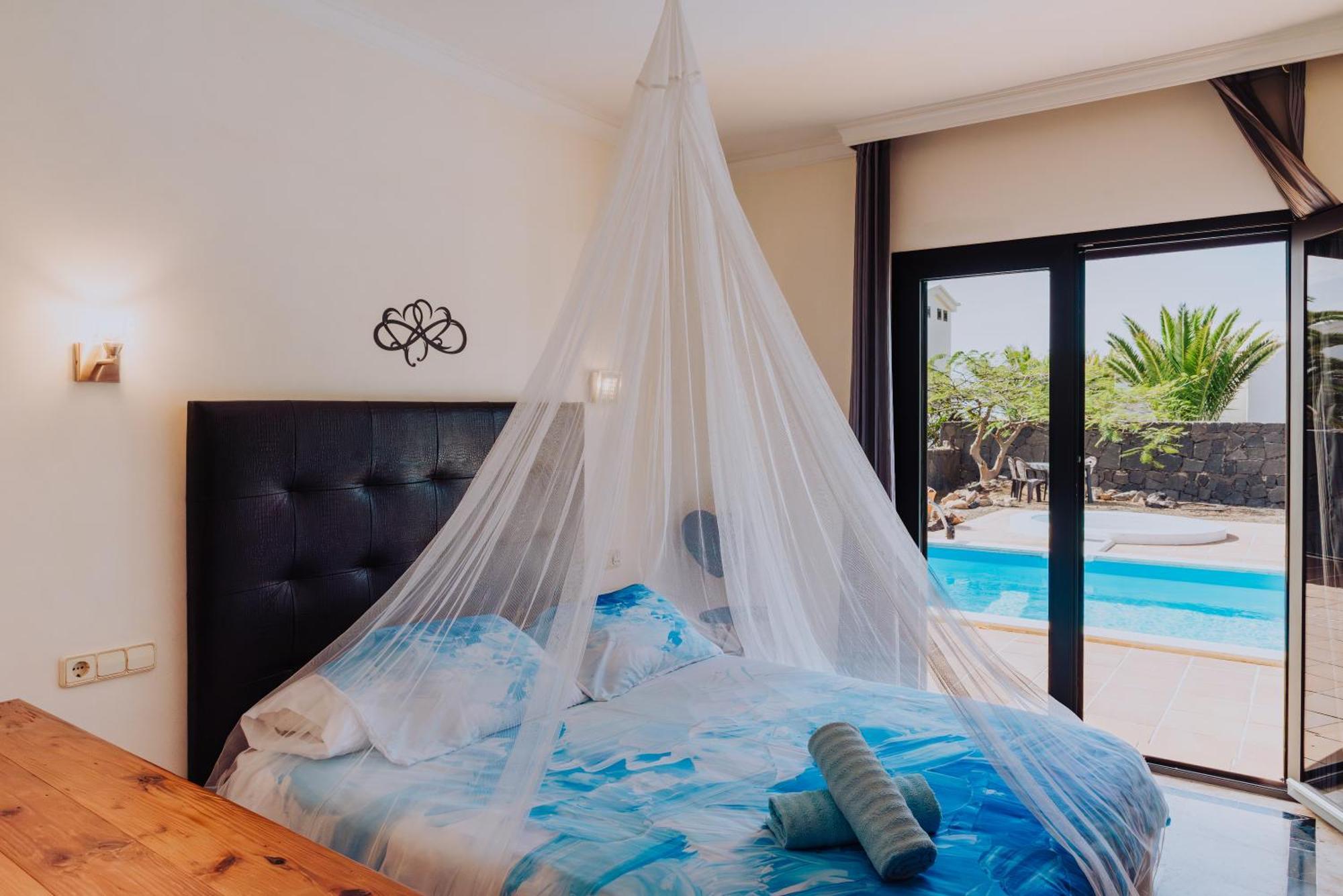 Villa Marina Deluxe & Spa Pool Playa Blanca  Exterior photo