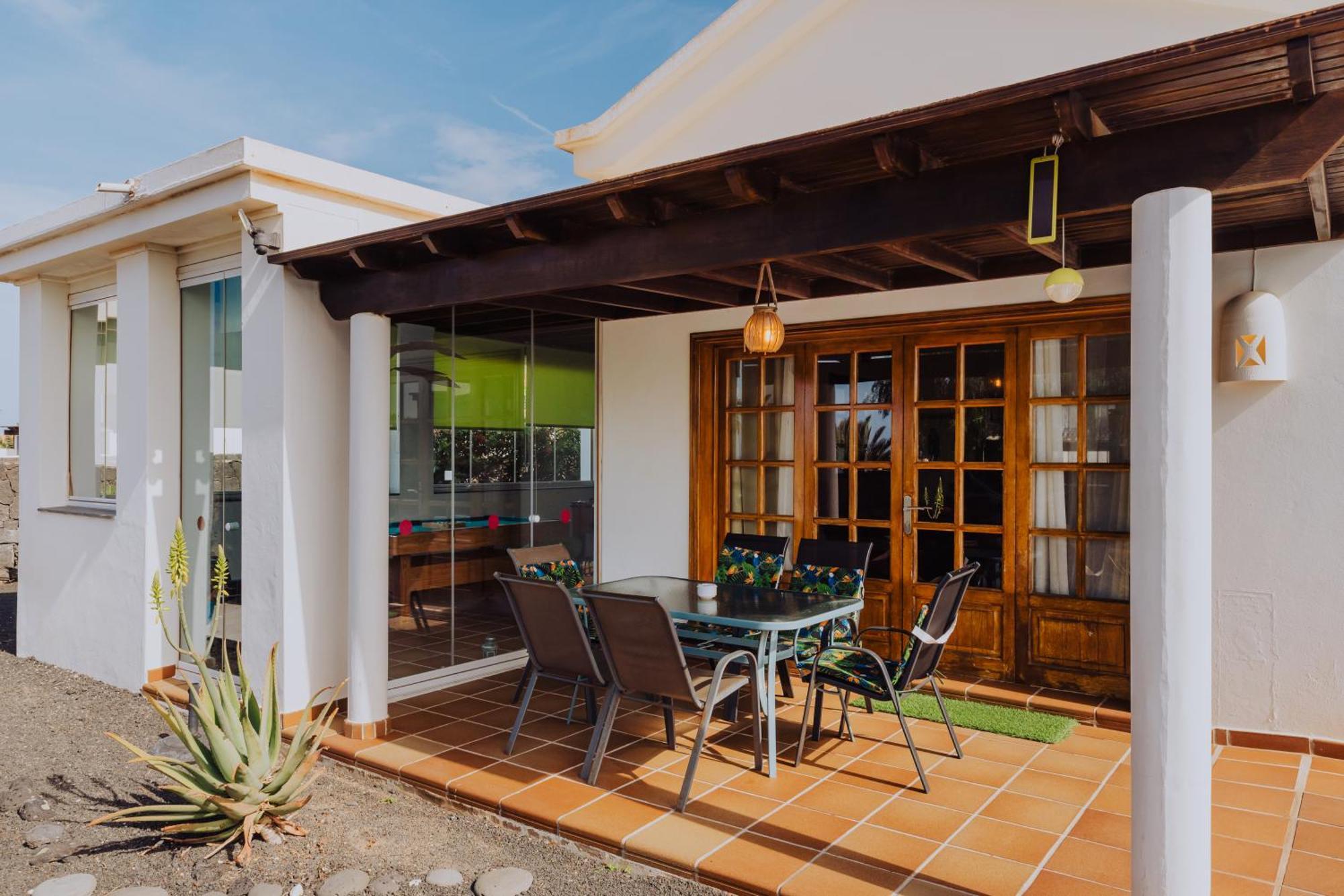Villa Marina Deluxe & Spa Pool Playa Blanca  Exterior photo